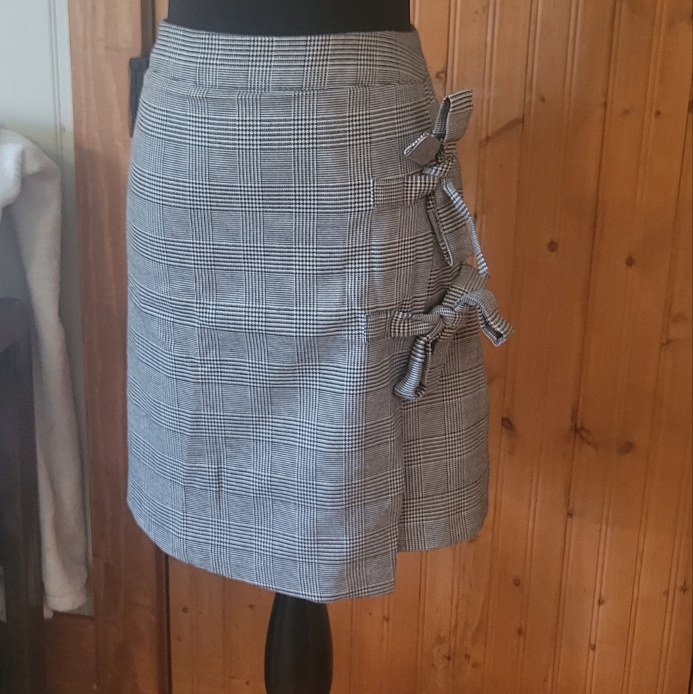 ✨Forever 21+ plus size 3x black white houndstooth skirt